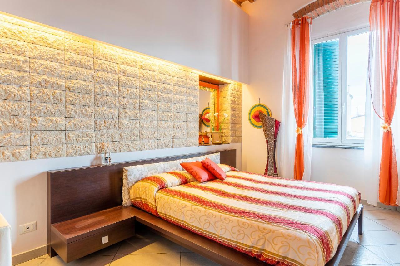Piazza Sforzini Cozy Apartment Near The Sea! 利沃诺 外观 照片