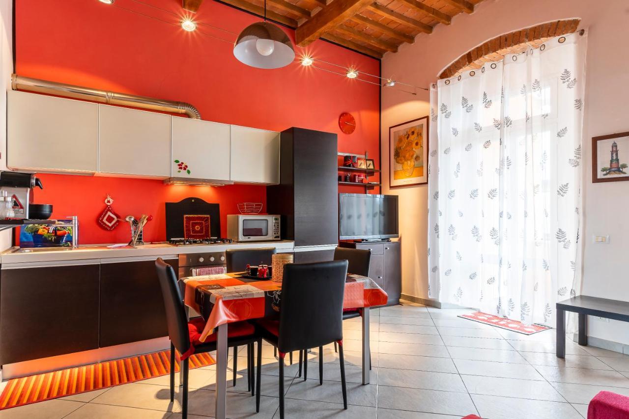 Piazza Sforzini Cozy Apartment Near The Sea! 利沃诺 外观 照片